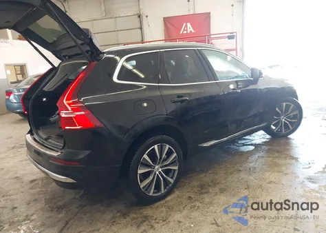 2022 Volvo Xc60 Recharge Plug-In Hybrid T8 Inscription Expression Extended Range from USA, damaged, VIN YV4H60DZ7N1036633